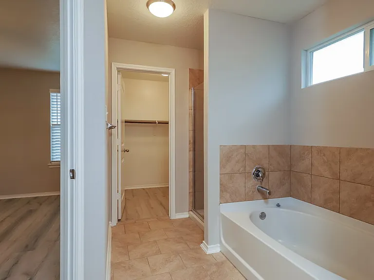 5714 Goliad Blf — Photo 9