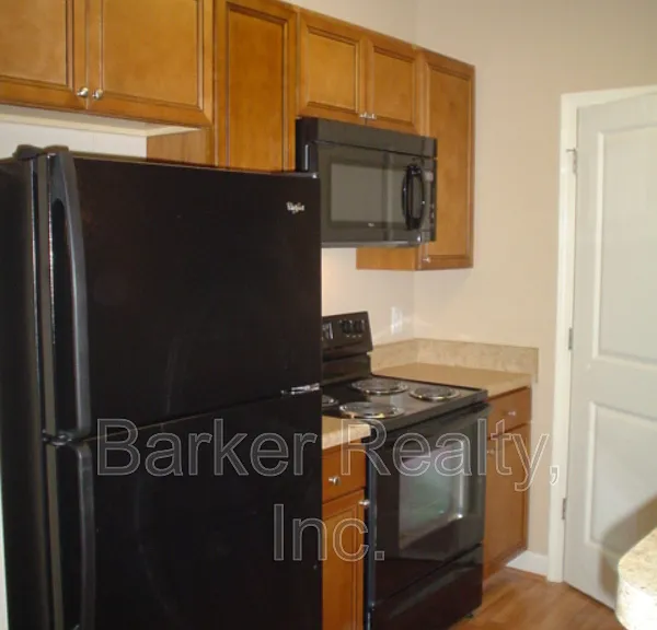 3722 Burt Dr #104 — Photo 3