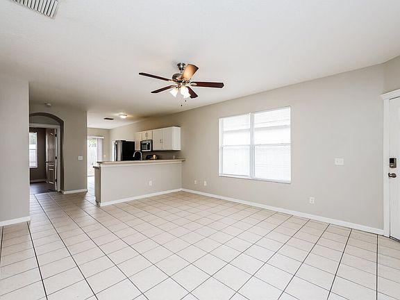 4th image of 7742 Bristol Park Dr