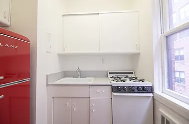 Rented by Luxian International Realty LLC