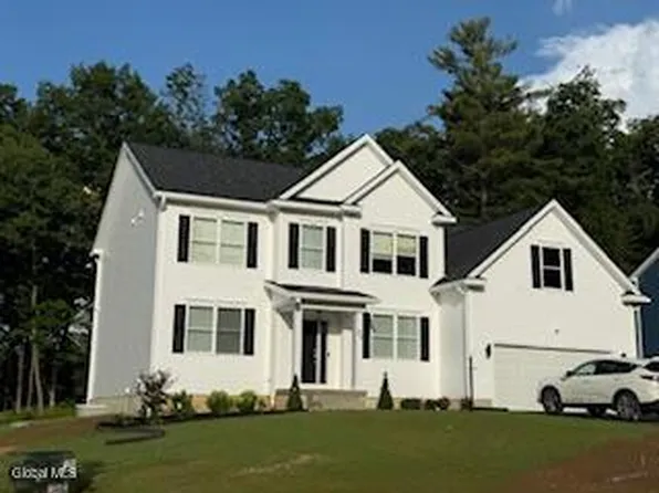 27 Samuel Drive, Clifton Park, NY 12065