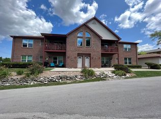 10141 W Cold Spring Rd #1, Milwaukee, WI 53228