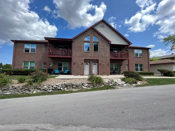 10141 W Cold Spring Rd., 10141 W Cold Spring Rd #1, Milwaukee, WI 53228