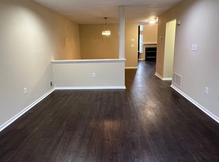 104 Treymore Ct, Pennington, NJ 08534