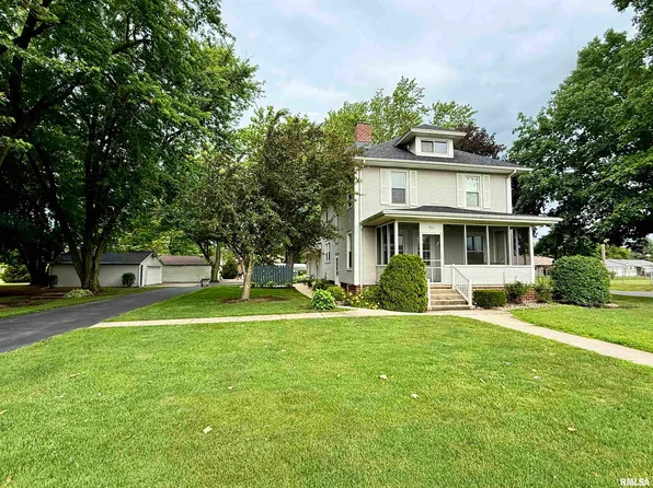 900 S Broad St, Knoxville, IL 61448