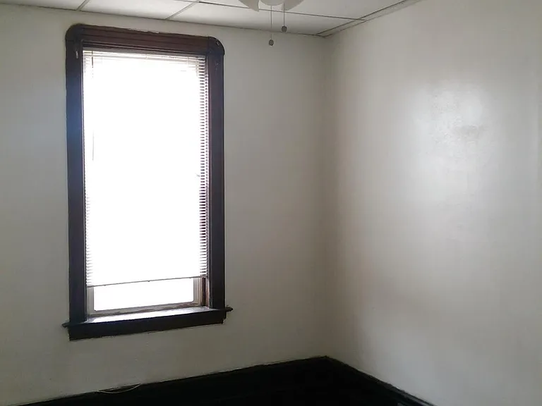 3421 Hartford St — Photo 4