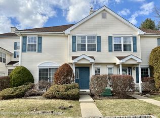 667 Snowdrop Ct, Morganville, NJ 07751