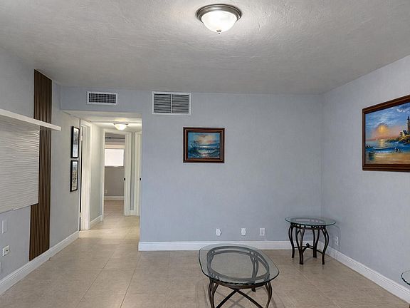 5th image of 1950 Lake Osborne Drive #18