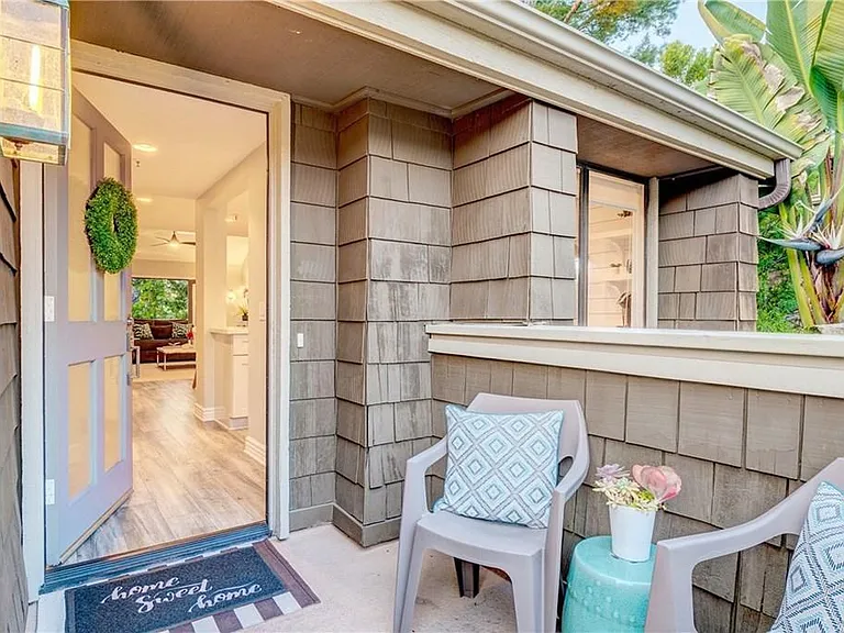 21 Sea Island Dr — Photo 9