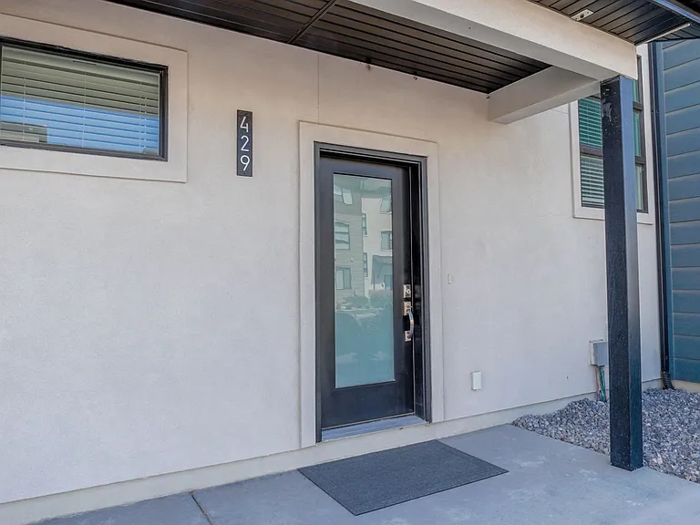 429 S Willow Leaf Rd — Photo 32