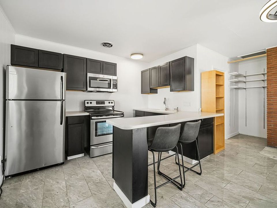1st image of 1121 Buena Vista Ave #1121A