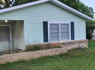 407 Peterson Rd, Kilgore, TX 75662