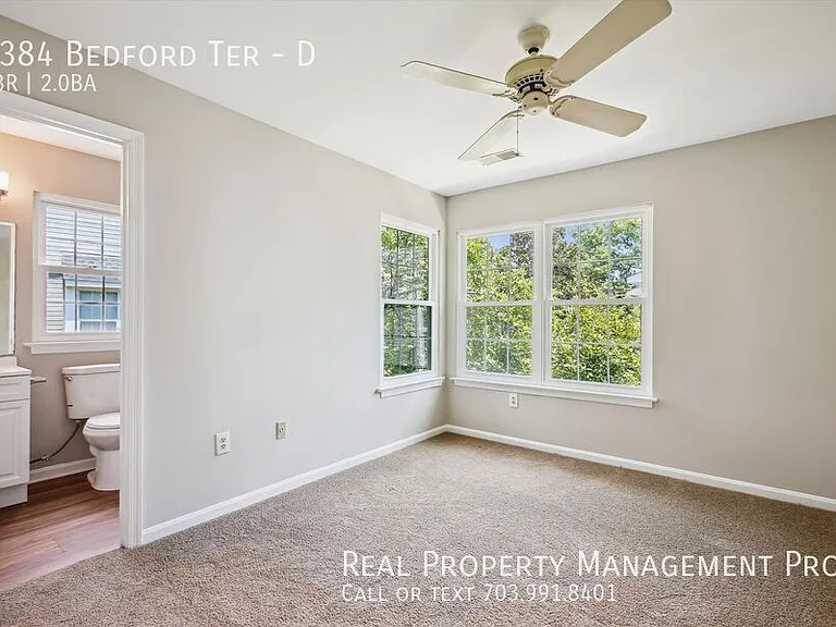 5384 Bedford Ter #D — Photo 15