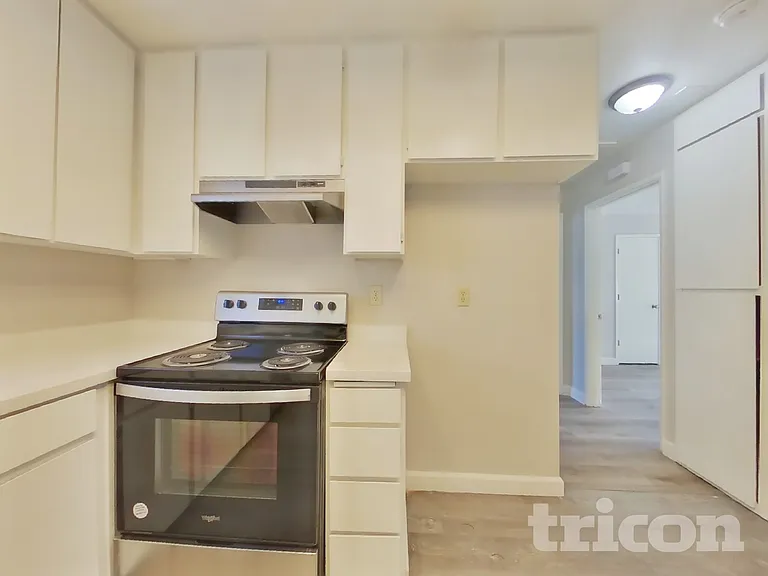 26560 Madison St — Photo 7