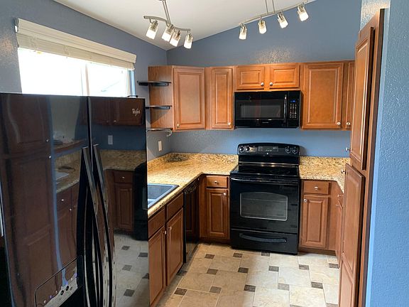 Granite countertops in kitchen