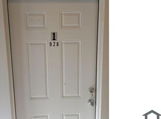 928 W Meinecke Ave APT 1, Milwaukee, WI 53206