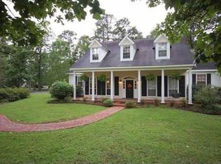 1025 Acadian Dr, Madisonville, LA 70447