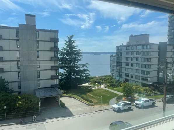 Seaside Towers, 150 21st St, West Vancouver, BC V7V 4A3