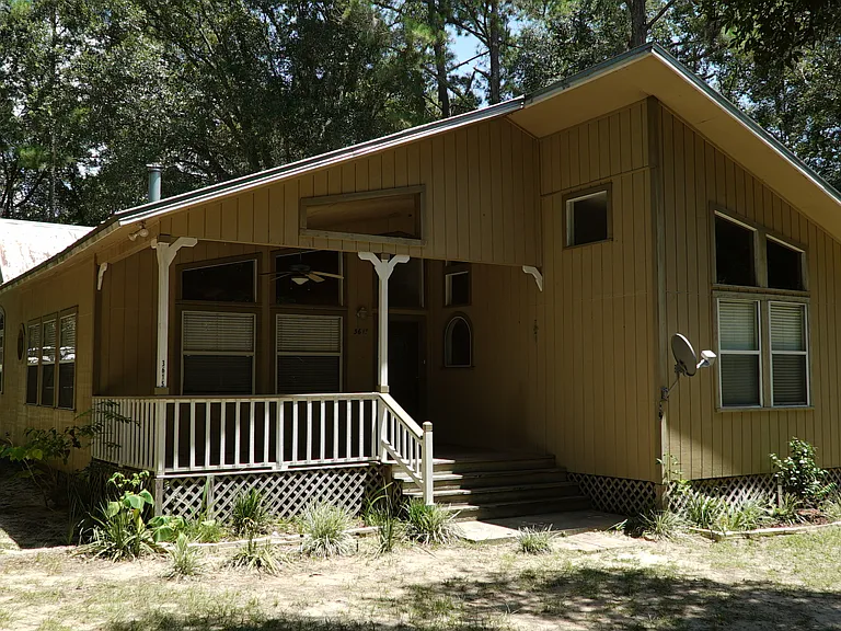3615 SE 33rd Way — Photo 1