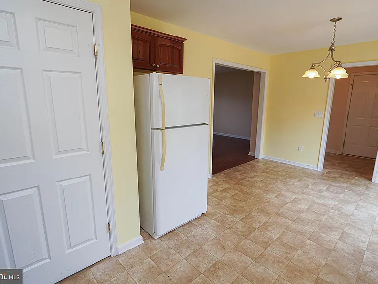 1331 Aspen Dr — Photo 33