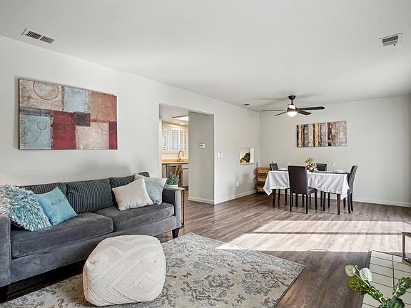 3rd image of 391 Occidental Circle