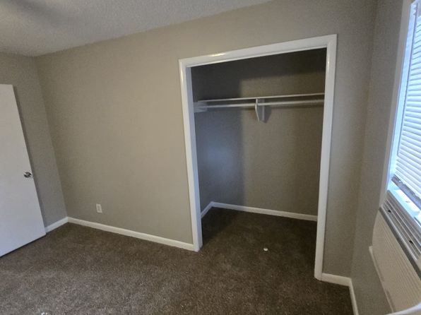 1414 College St SE #2