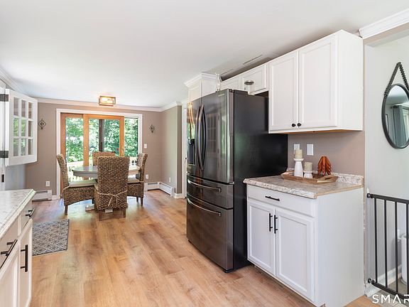3rd image of 254 Park Road