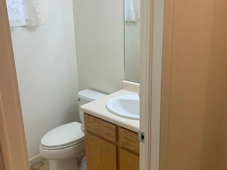 824 Red Valley Dr — Photo 10