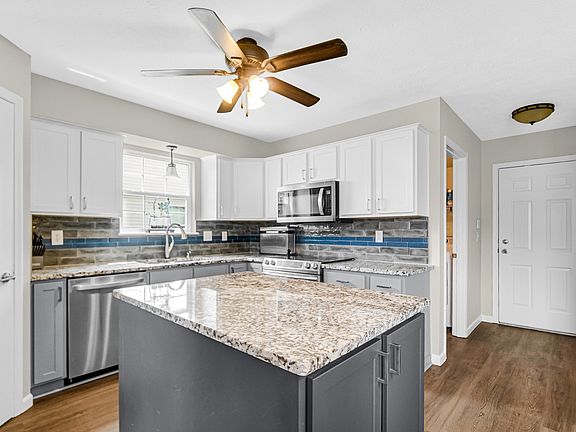 4th image of 17211 Futch Way