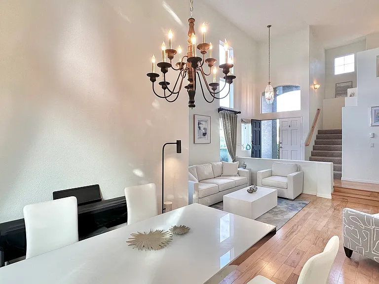 13686 Essence Rd — Photo 4