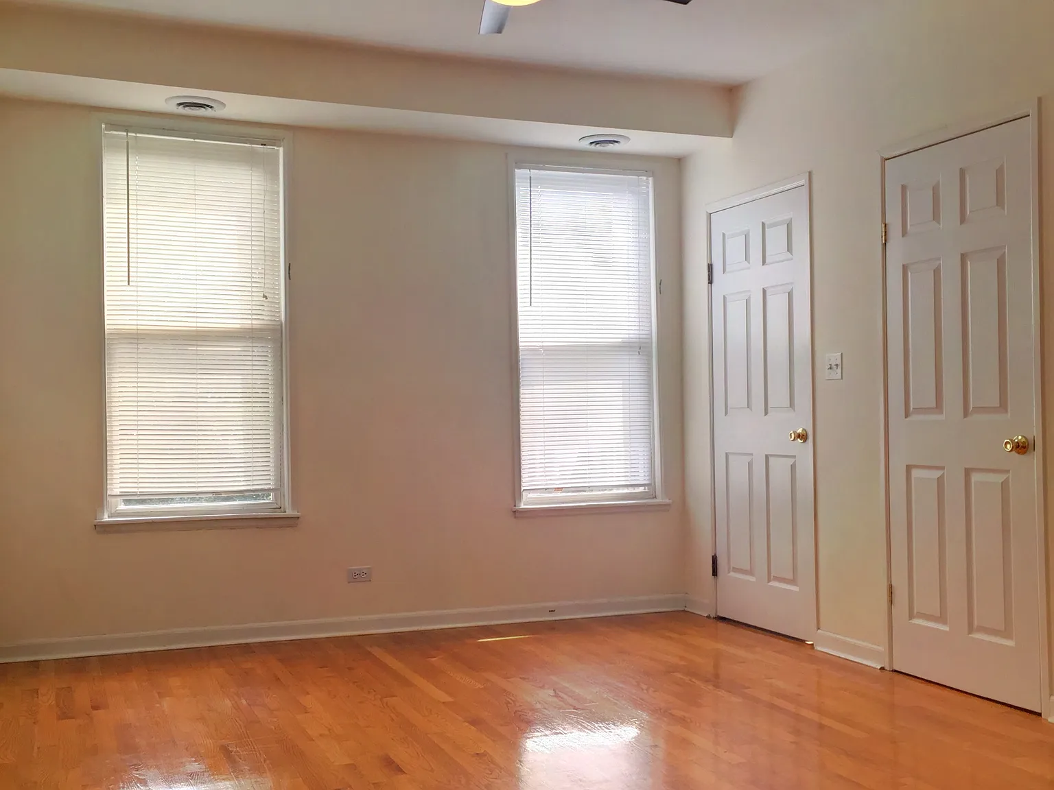 2 bed, $2,000 — Photo 3