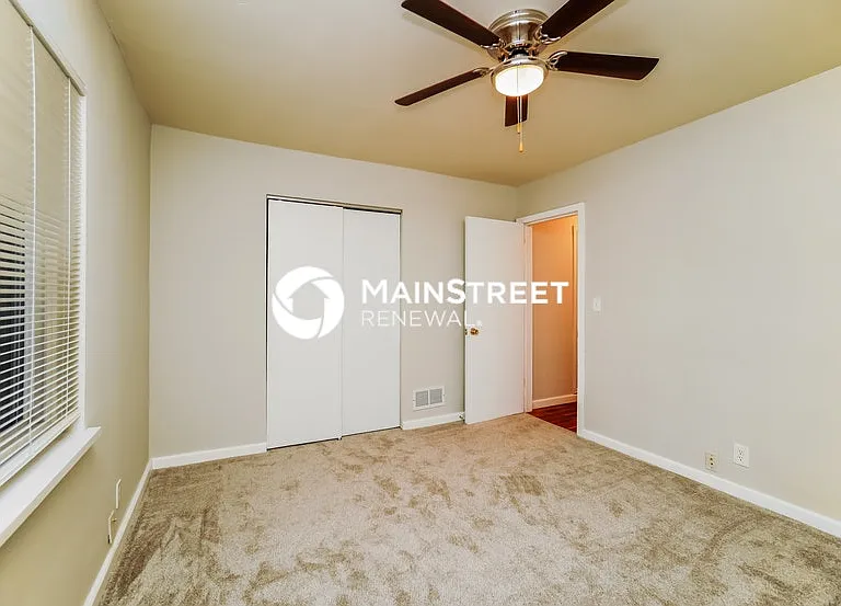 3050 Norwood St — Photo 12