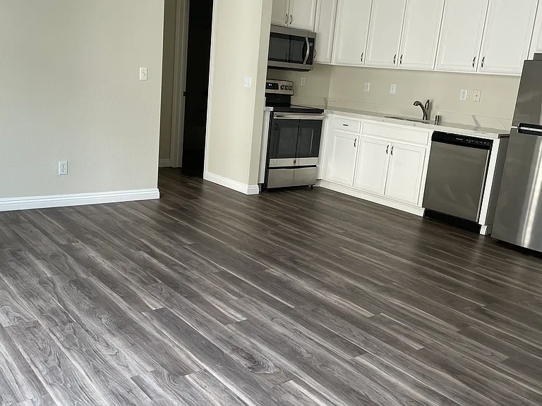 Marketplace Apartments — Photo 9