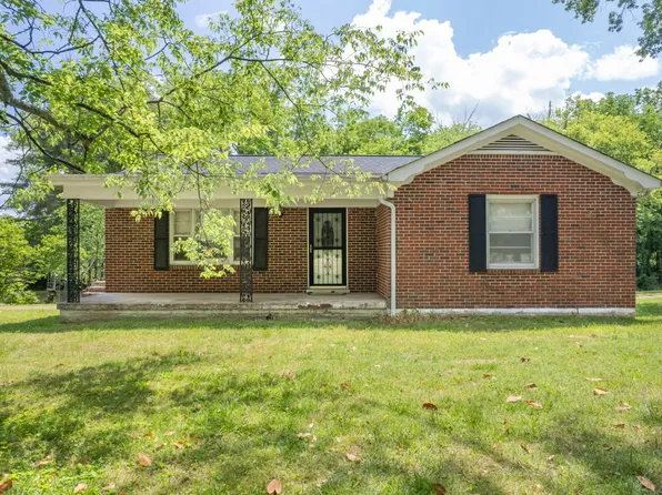 2204 Sowell Mill Pike, Columbia, TN 38401