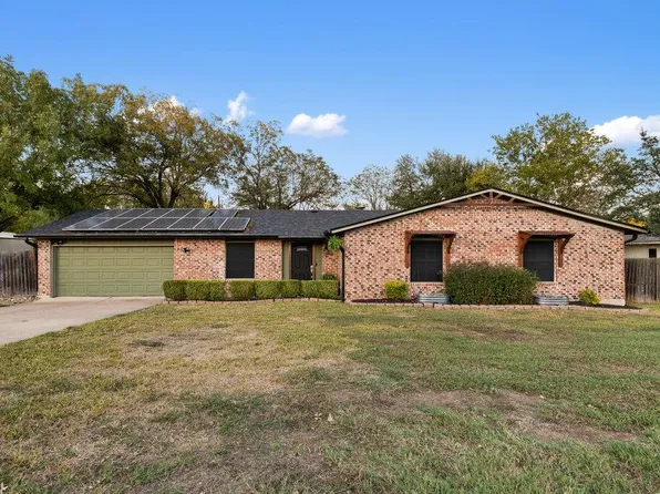 1802 Bumblebee Dr, Pflugerville, TX 78660