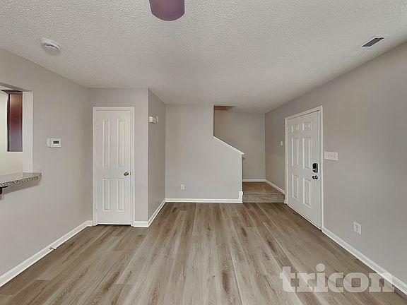 3rd image of 11347 Red Finch Ln