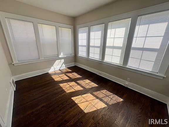 3rd image of 1305 College St
