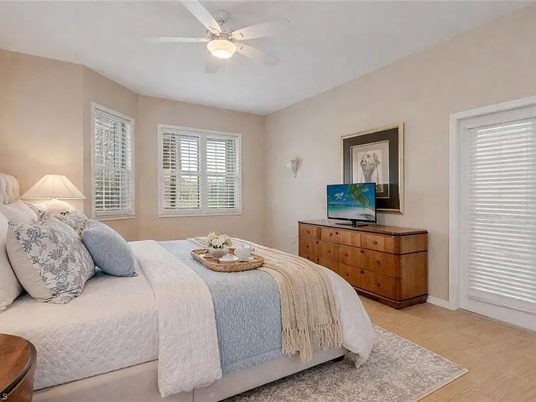9071 Las Maderas Dr #101 — Photo 18
