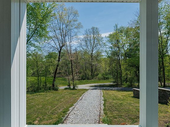 3rd image of 171 Young Rd