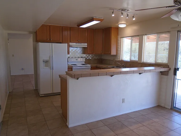 10322 E Calle Magdalena — Photo 3