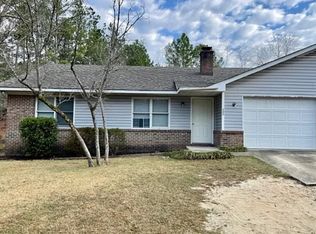 166 Bay West Ln, Aberdeen, NC 28315