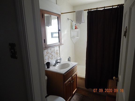 5th image of 1319 Mandel Ave