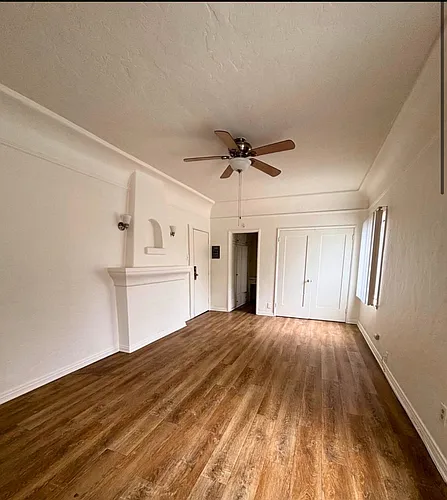 1217 Cedar Ave Photo 1