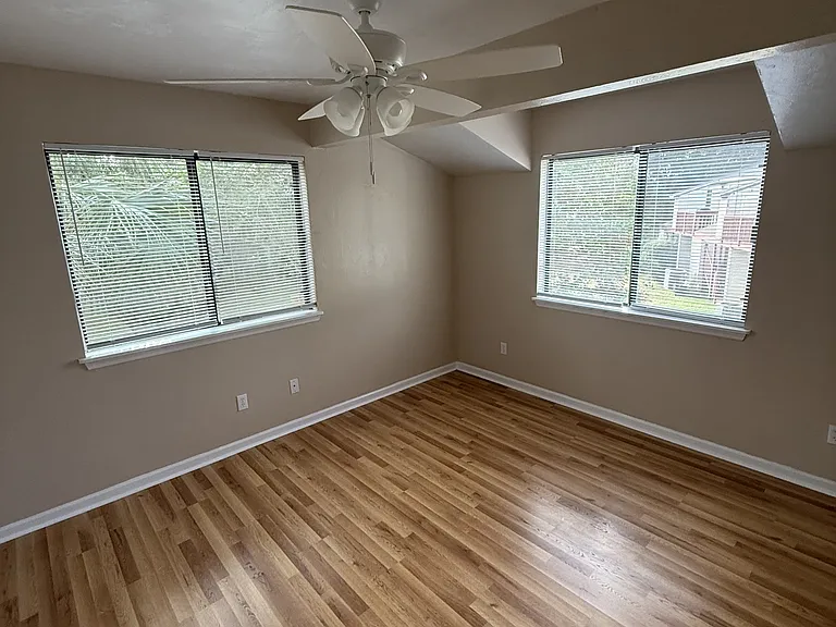1313 Airport Dr #E6 — Photo 4