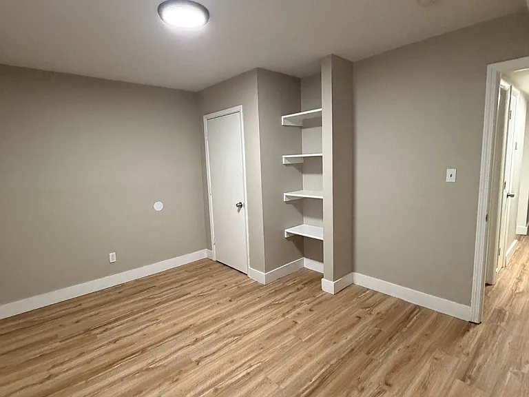 5360-5362 Patton Ave #A — Photo 8