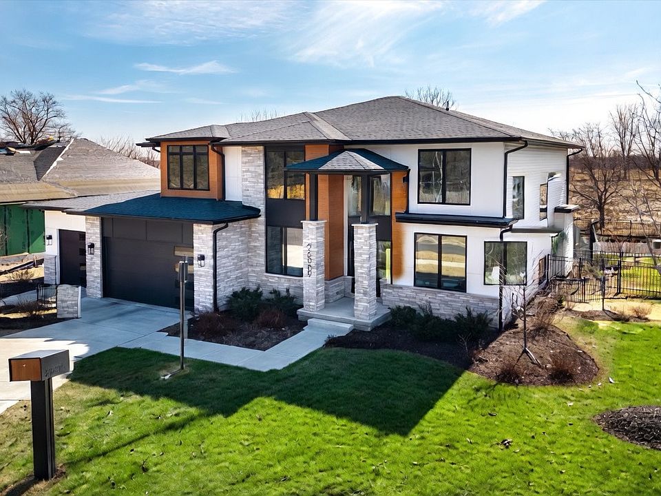 1st image of 26009 W Forrester Dr