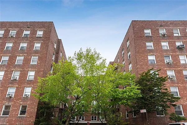 Sold by Ben Bay Realty Co. of Bay Ridge | media 38