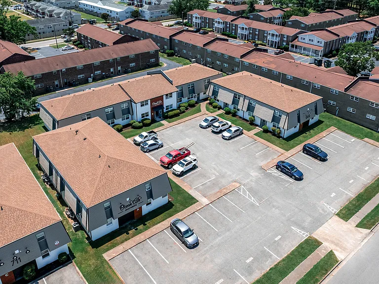 Ocean Air Apartments — Photo 11