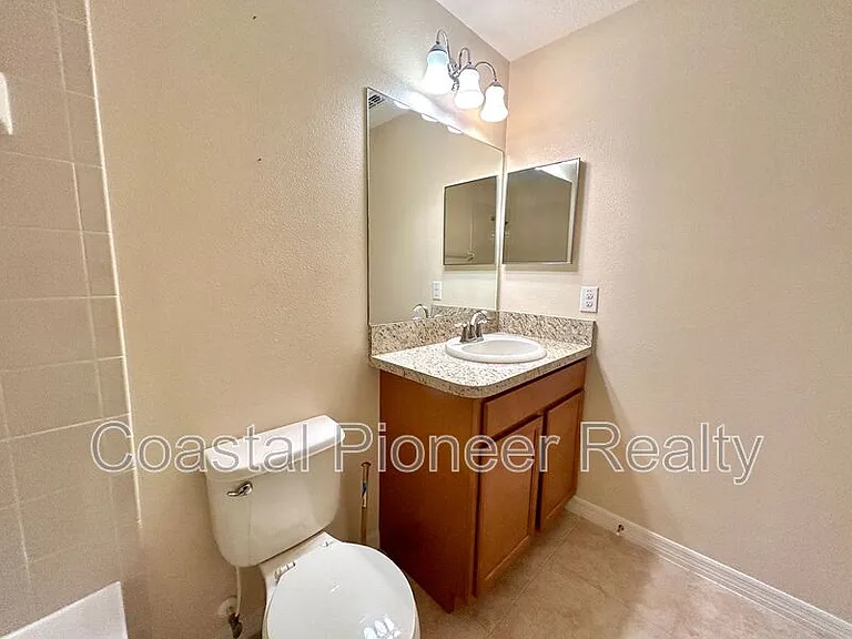 2123 Roanoke Springs Dr — Photo 31