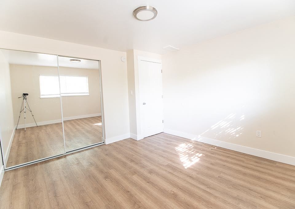 1st image of 5220 W 5th Ave #5911417